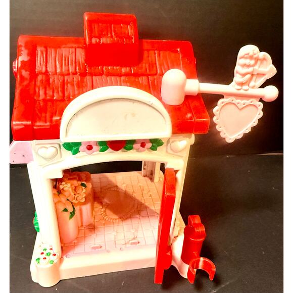 Fisher-Price Other - Fisher-Price Little People Sweet Valentine Bakery Playset.